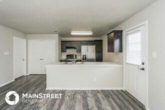 8523 Lattes Wheel in San Antonio, TX - Building Photo - Building Photo
