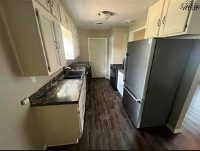 5114 Fairway Blvd in Wichita Falls, TX - Building Photo - Building Photo