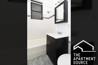 3345 N Marshfield Ave in Chicago, IL - Building Photo - Building Photo