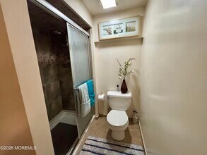 32 Whitney Dr in Marlboro, NJ - Building Photo - Building Photo