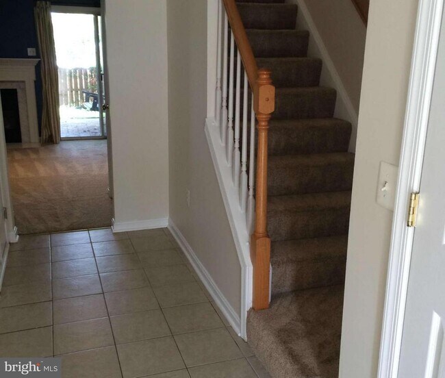 702 HOWARD'S Loop in Annapolis, MD - Building Photo - Building Photo