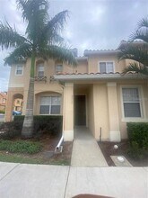 5517 Paradise Cay Cir in Kissimmee, FL - Building Photo - Building Photo