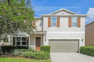 1104 Lake Highview Ln in Brandon, FL - Building Photo