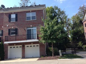 998 3rd Ave NW in Carmel, IN - Building Photo