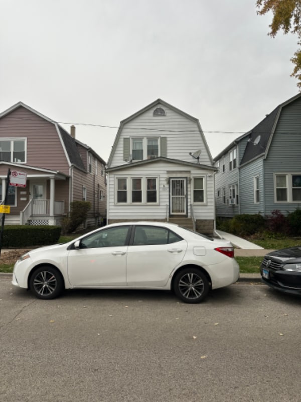 property at 5204 N Ludlam Ave