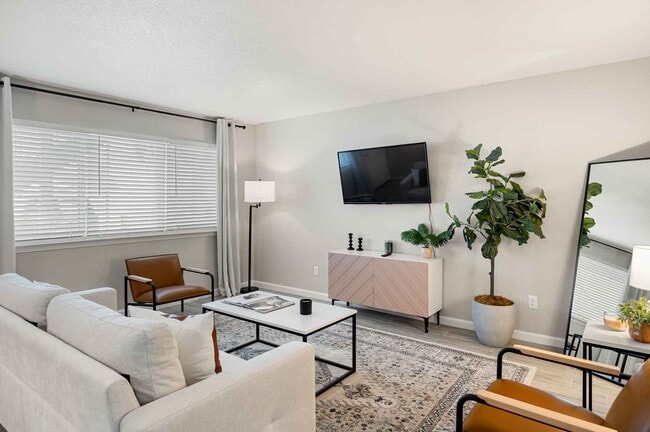 property at 600 Nottingham Oaks Trail