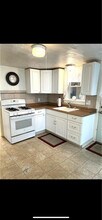 76 Boardman Rd in New Milford, CT - Building Photo - Building Photo