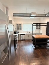 202 N York St in Houston, TX - Building Photo - Building Photo