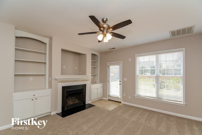 136 Marino Pl in Clayton, NC - Building Photo - Building Photo