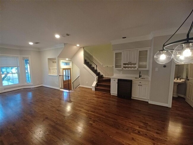 property at 1321 Woodhead St