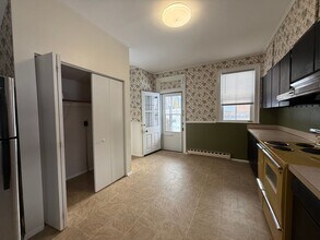 137 B E Pine Grove Rd in Pine Grove Mills, PA - Building Photo - Building Photo