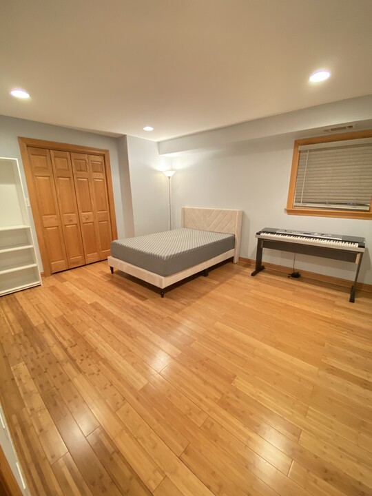 6961 W Higgins Ave, Unit Condo #3 in Chicago, IL - Building Photo