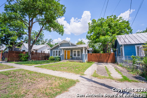 1119 Gibbs St in San Antonio, TX - Foto de edificio - Building Photo