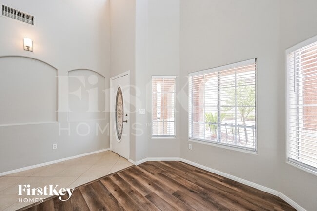 10831 Vestone St in Las Vegas, NV - Building Photo - Building Photo