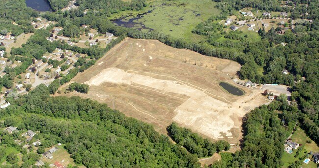 Bungay Brook Estates in Bellingham, MA - Building Photo - Building Photo