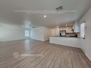 10511 McClintock Dr, Unit 3157 in Converse, TX - Foto de edificio - Building Photo