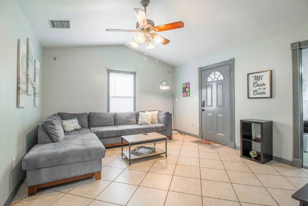 5379 E Kaley St in Orlando, FL - Building Photo