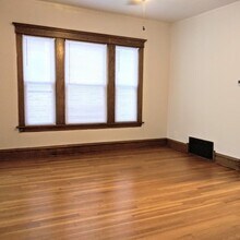 1522 W Ardmore Ave in Chicago, IL - Building Photo - Building Photo