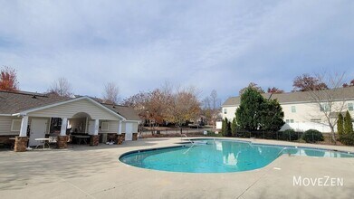 213 Spring Gardens Drive in Belmont, NC - Building Photo - Building Photo