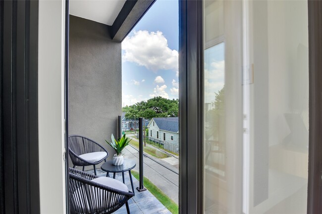 property at 1411 Hickory St