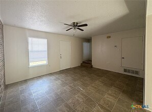 402 S 2nd St in Copperas Cove, TX - Building Photo - Building Photo