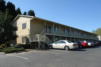 Crestview 4 Apartments in Concord, NC - Building Photo - Building Photo