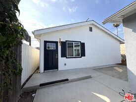 1165 Western Ave in Glendale, CA - Building Photo