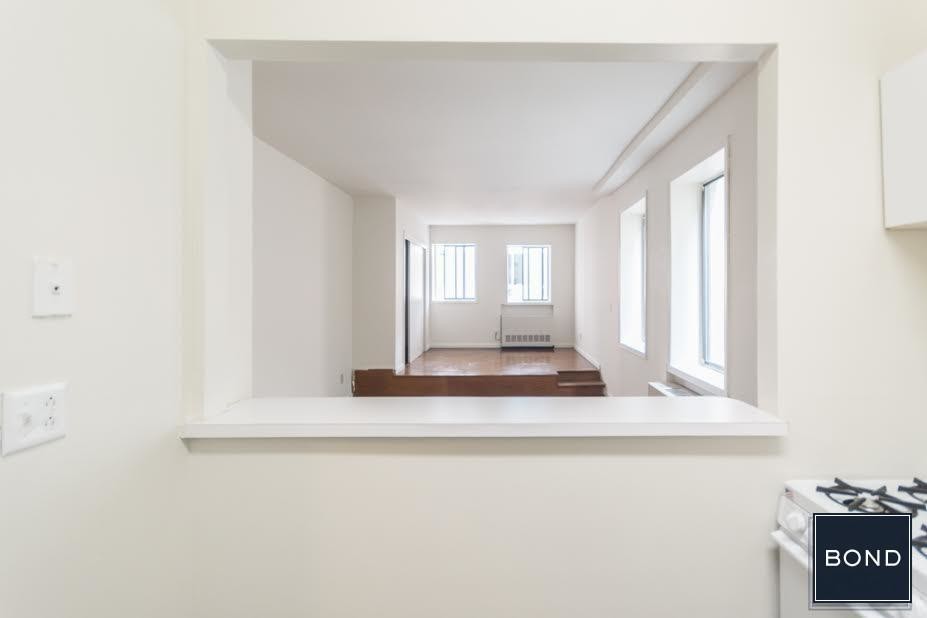 221 East 33rd Street in New York, NY - Foto de edificio