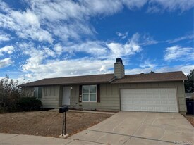 17403 E Louisiana Ave in Aurora, CO - Building Photo