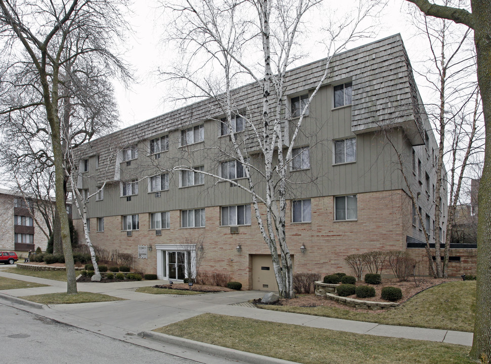 Belleview Terrace Apartments in Milwaukee, WI - Foto de edificio