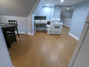 633 Arch St in New Britain, CT - Building Photo - Building Photo