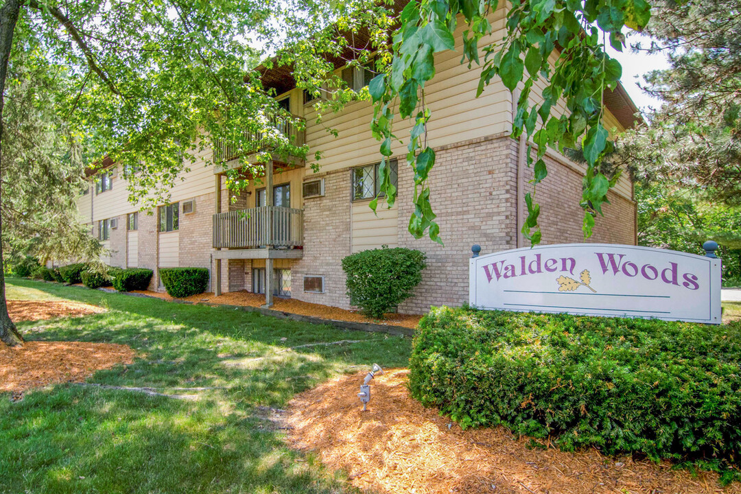 Walden Woods Apartments in East Lansing, MI - Building Photo