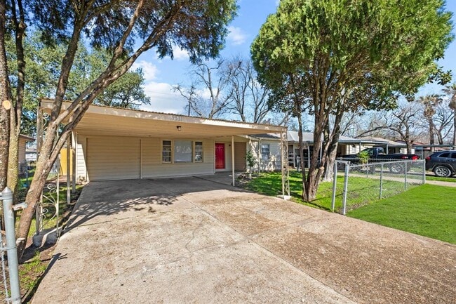 property at 5511 Shamrock St