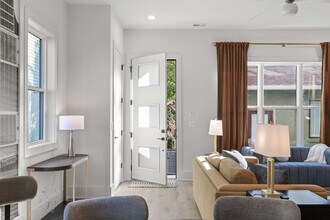 1315 16th Ave S in Nashville, TN - Building Photo - Building Photo