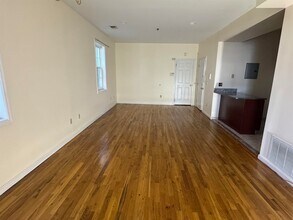 1005 Central Ave in Union City, NJ - Building Photo - Building Photo