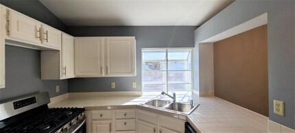 271 Grand Teton Dr in Henderson, NV - Building Photo - Building Photo