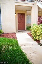 3150 Seasons Way in Estero, FL - Building Photo