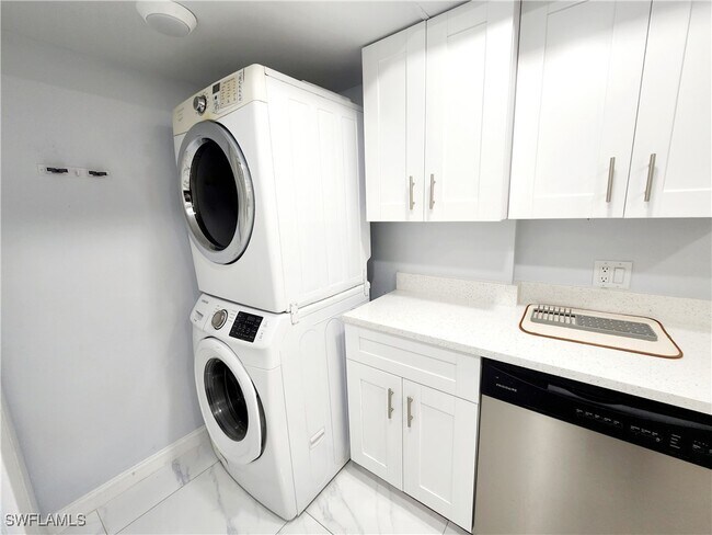 3615 Boca Ciega Dr in Naples, FL - Building Photo - Building Photo