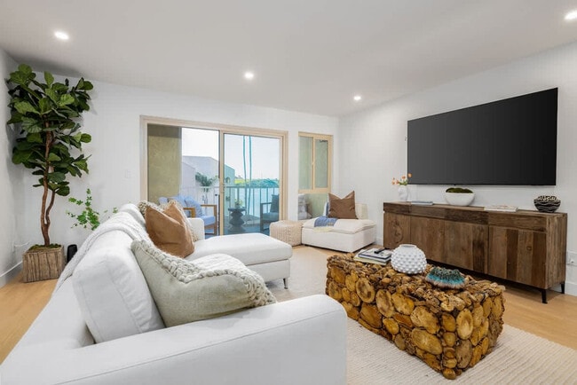 4747 Marina Dr, Unit ID1462278P in Carlsbad, CA - Foto de edificio - Building Photo