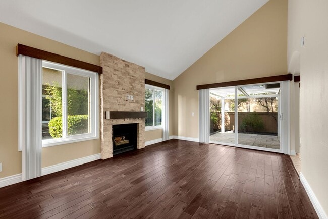 219 Chinook Cir in Placentia, CA - Building Photo - Building Photo