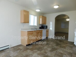 415 Pendleton St in Palisade, CO - Building Photo - Building Photo