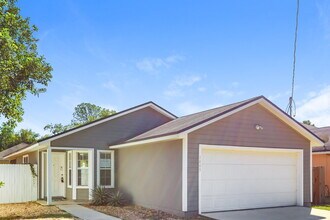 1409 Forbes St in Green Cove Springs, FL - Building Photo - Building Photo