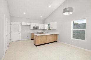 708 Oriole Rd in Weslaco, TX - Building Photo