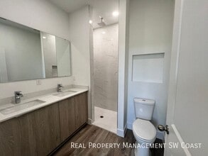 1263 Hillcrest St E in Lehigh Acres, FL - Building Photo - Building Photo