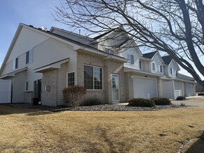 17410 Gettysburg Way in Lakeville, MN - Building Photo - Building Photo