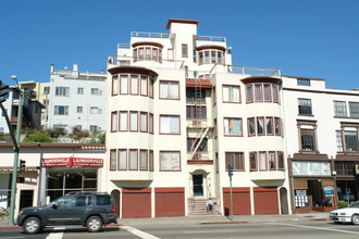 570 Grand Ave in Oakland, CA - Building Photo - Building Photo