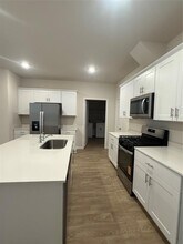 233 New Albany Ln in San Marcos, TX - Building Photo - Building Photo