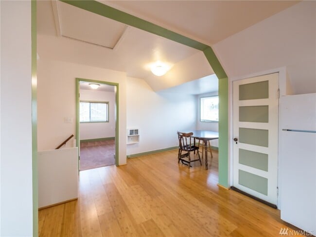 811 NW 64th St, Unit 811 Ballard in Seattle, WA - Foto de edificio - Building Photo