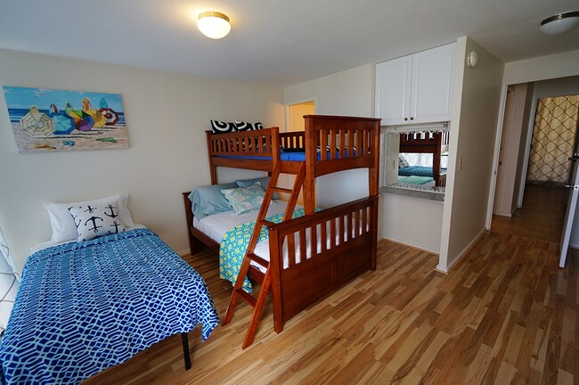 1624 Kanunu St, Unit 1004 in Honolulu, HI - Building Photo - Building Photo