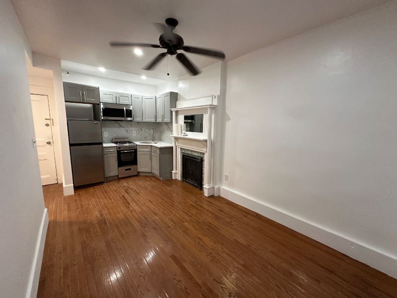 118 Bainbridge St.-Unit -3f in Brooklyn, NY - Building Photo